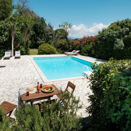 Vilă Villa Chiu Loútsai